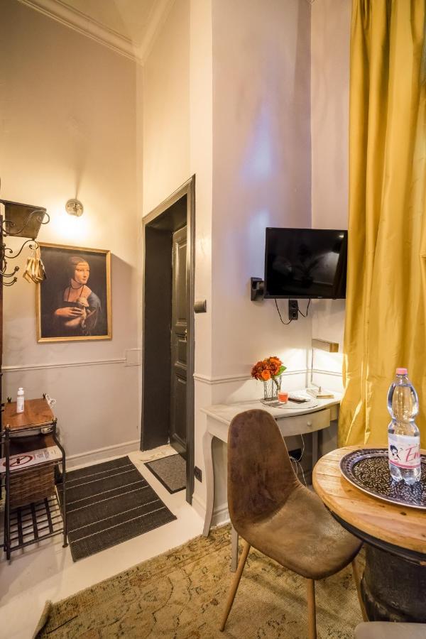 Bpr R20 Studio Home With A/C بودابست المظهر الخارجي الصورة